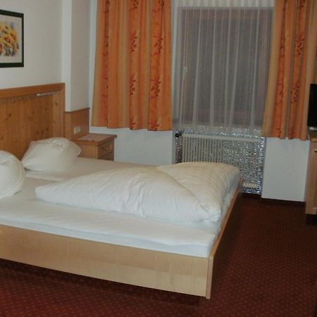 Pension Regina Mayrhofen Buitenkant foto