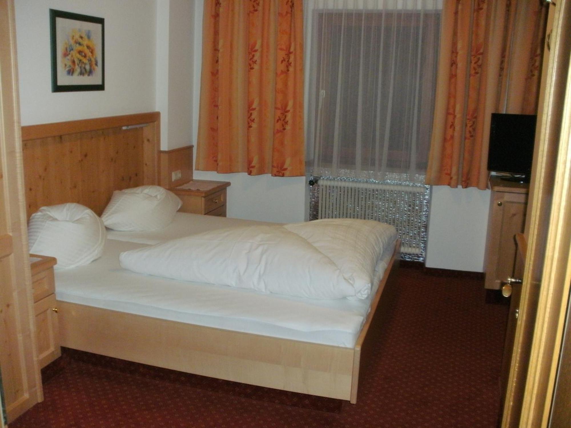 Pension Regina Mayrhofen Buitenkant foto