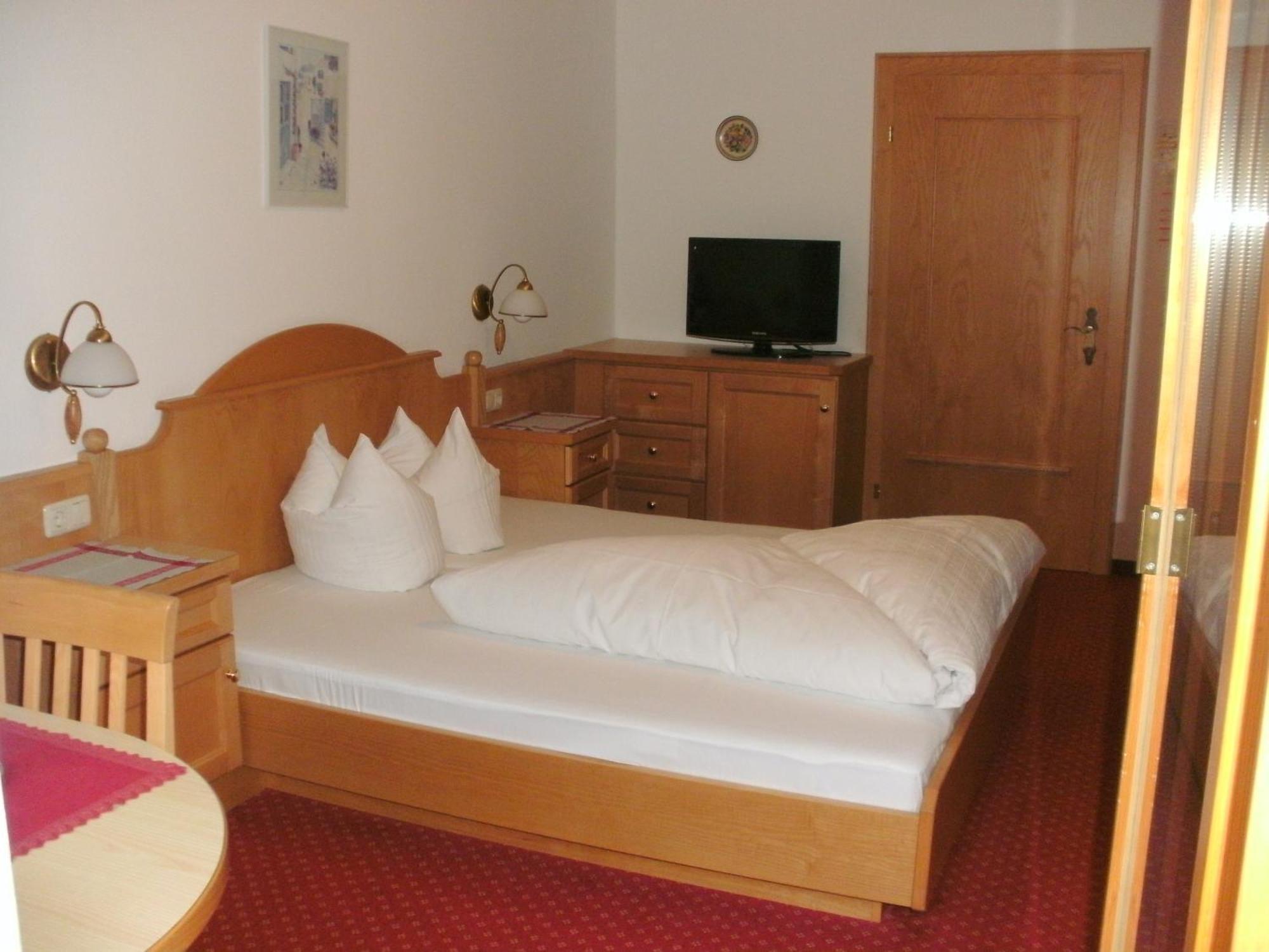 Pension Regina Mayrhofen Buitenkant foto