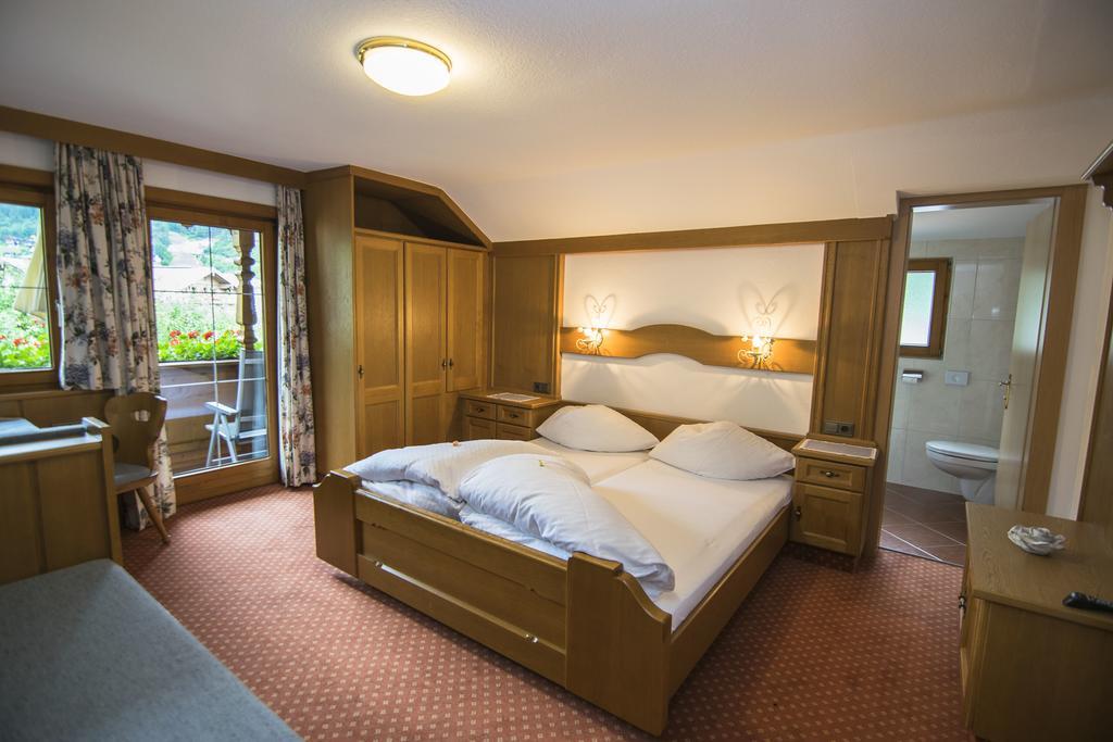 Pension Regina Mayrhofen Buitenkant foto